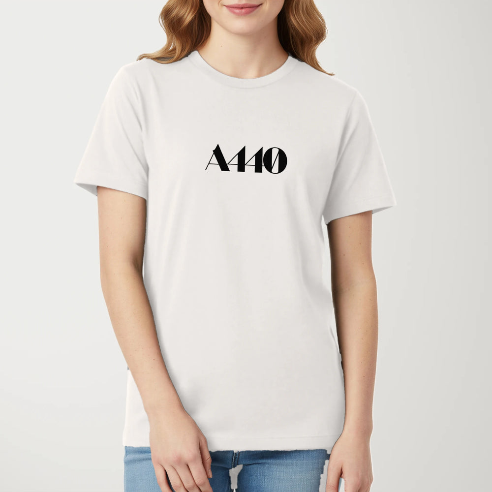 A440: Indie Film Classic Tee in Vintage White, model
