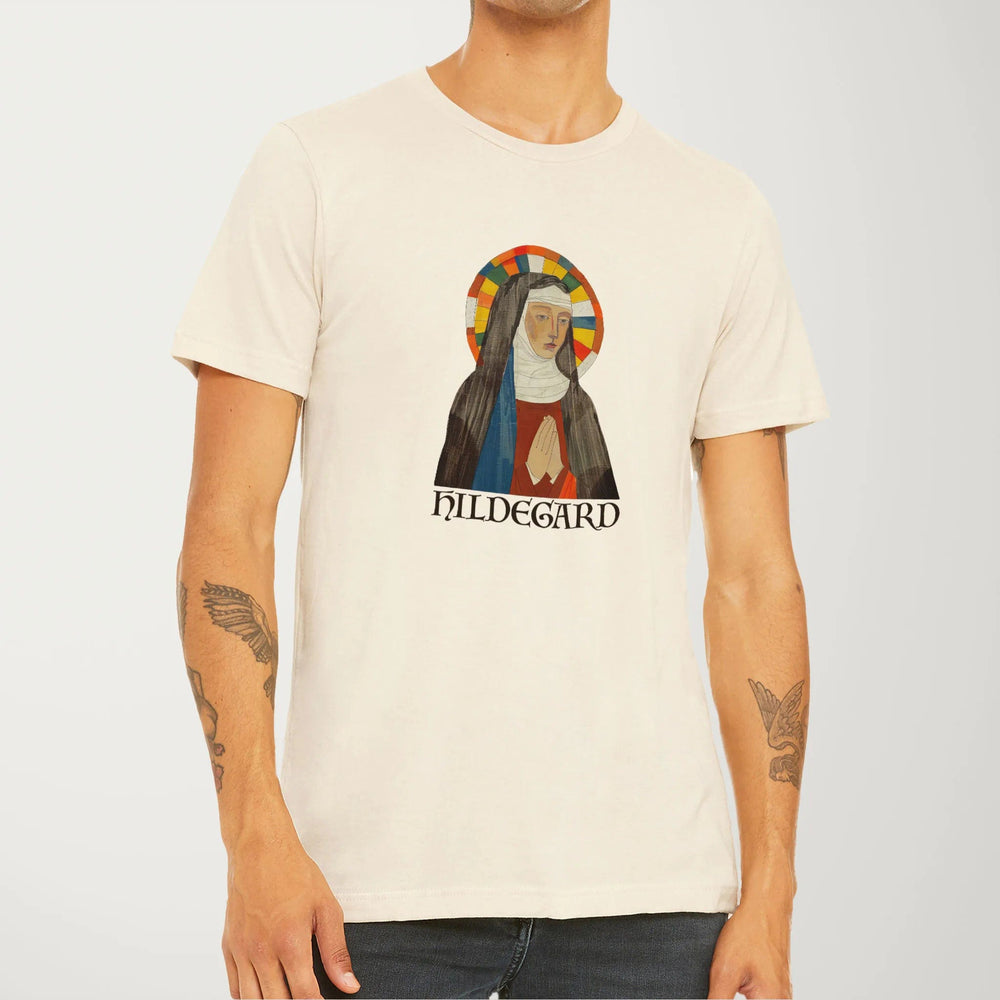 hildegard von bingen: the saint classic tee in natural, worn
